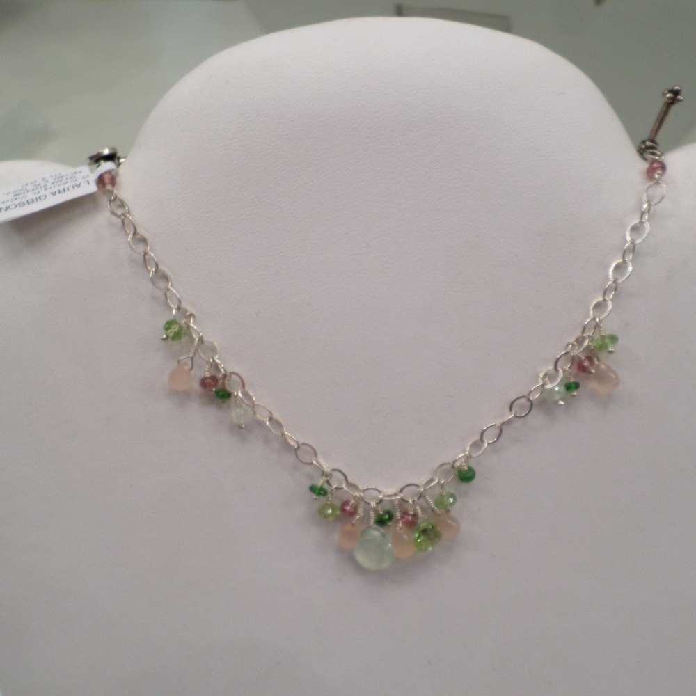 AUTHENTIC LAURA GIBSON SS PREHNITE PINK BRACELET